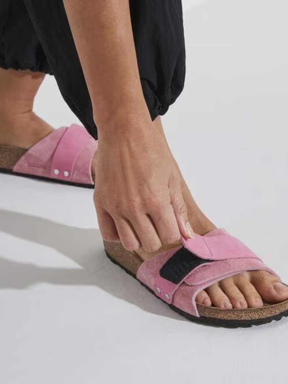 NWOB Birkenstock Women's Oita Sandals in Candy Pink Suede Leather EU 37 US 7